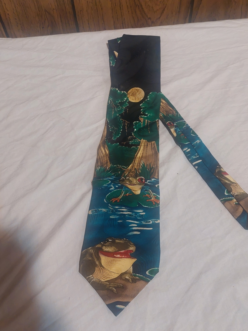 Budweiser Men's Neck Tie Vintage 90s Frogs & Lizard Commercial 1995 100 Silk